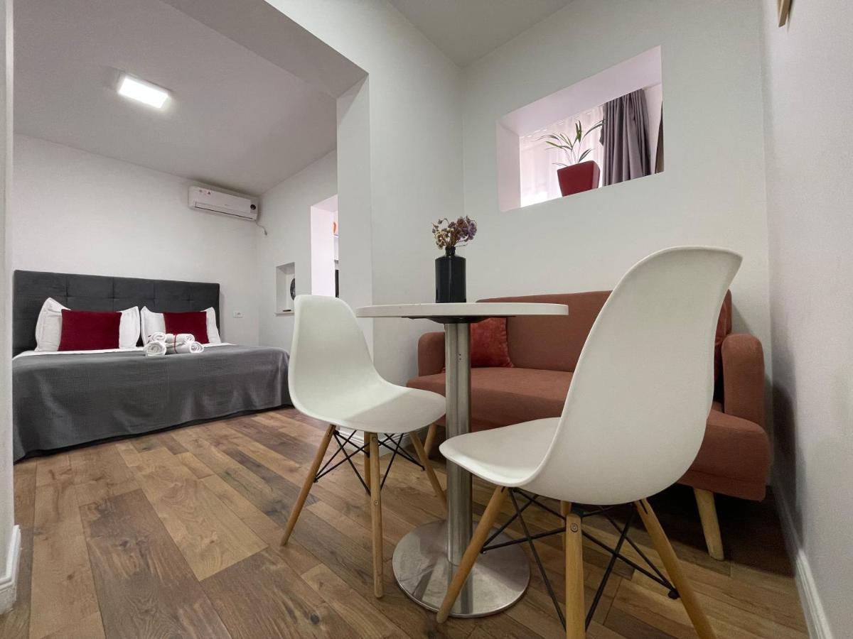 Central Studio Apartments Tiran Dış mekan fotoğraf