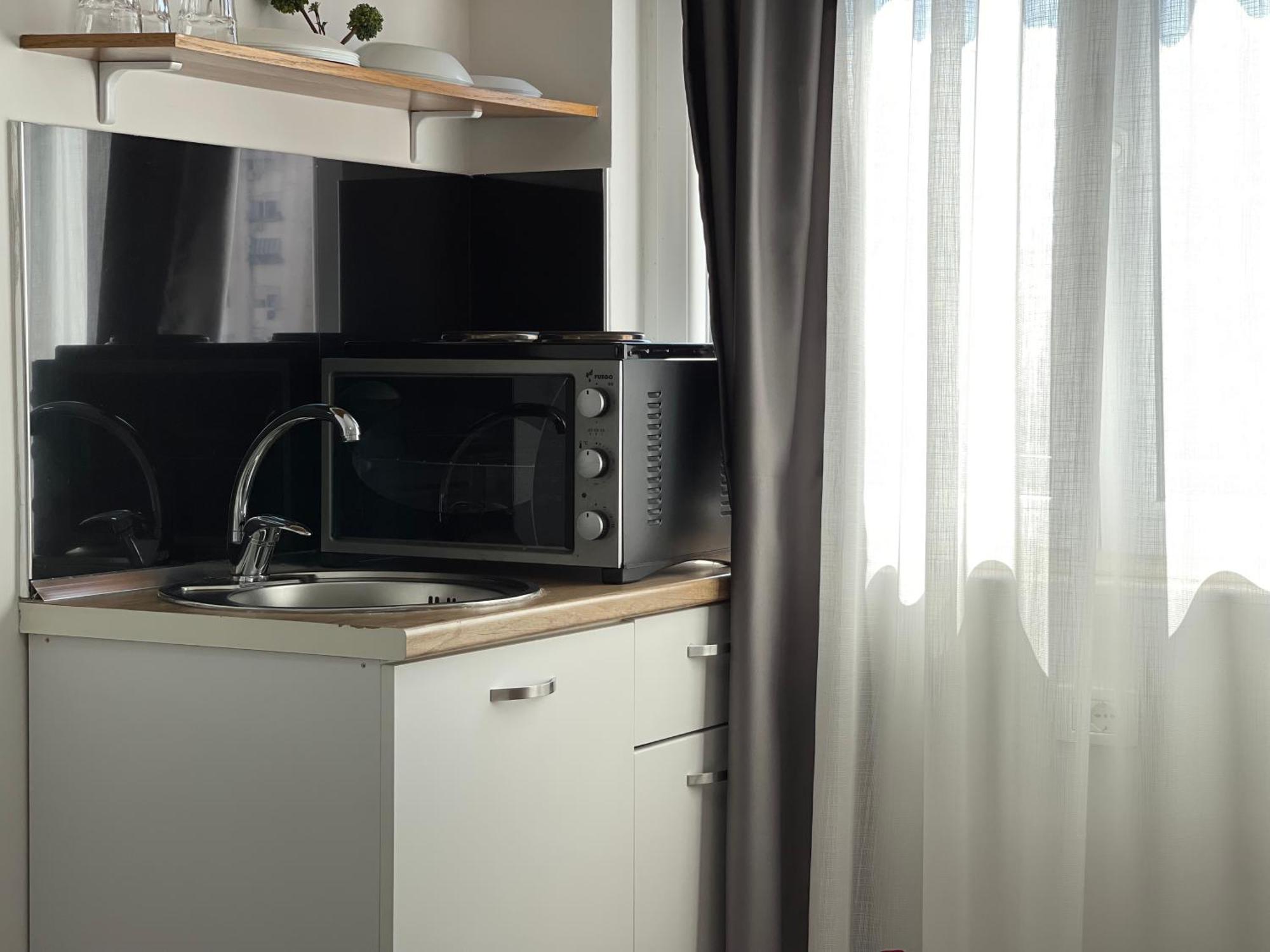 Central Studio Apartments Tiran Oda fotoğraf